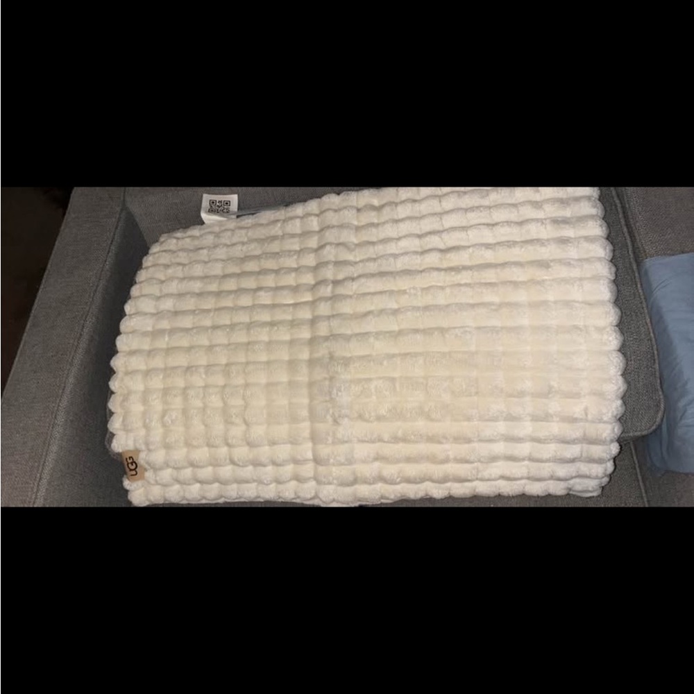 UGG Cream Textured rug